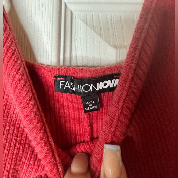 Red Corset Romper / Fashion Nova - Picture 4 of 6